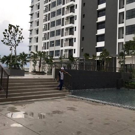 Homestaybaba Close To Ukm, Gmi, & More ! Каджанг Екстериор снимка