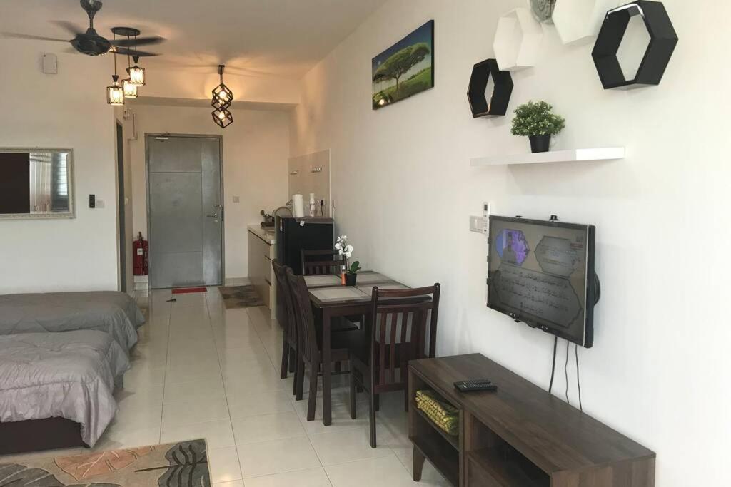 Homestaybaba Close To Ukm, Gmi, & More ! Каджанг Екстериор снимка
